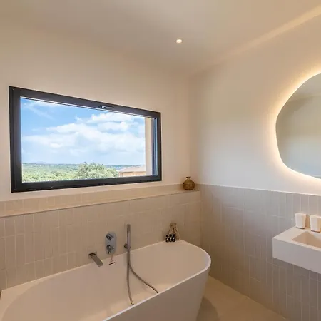 Paola - Piscine Chauffée, Nature&calme *