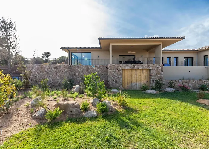 Paola - Piscine Chauffee, Nature & Calme Villa Pianottoli-Caldarello (Corsica)