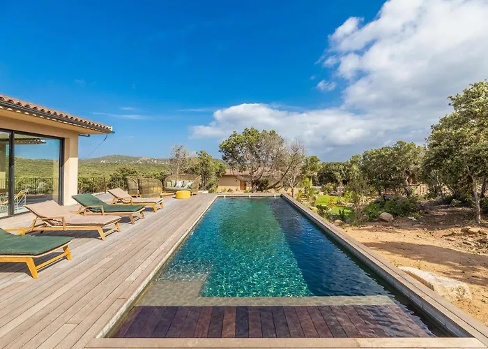 Paola - Piscine Chauffee, Nature & Calme Villa *