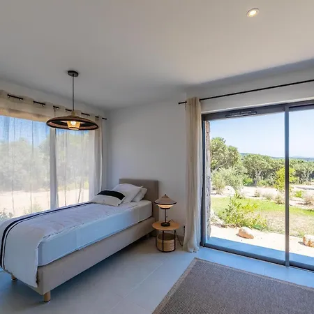 Paola - Piscine Chauffée, Nature&calme Pianottoli-Caldarello (Corsica)