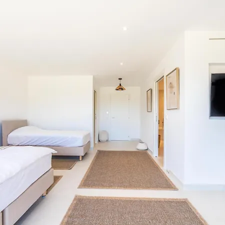 Paola - Piscine Chauffée, Nature&calme Villa *