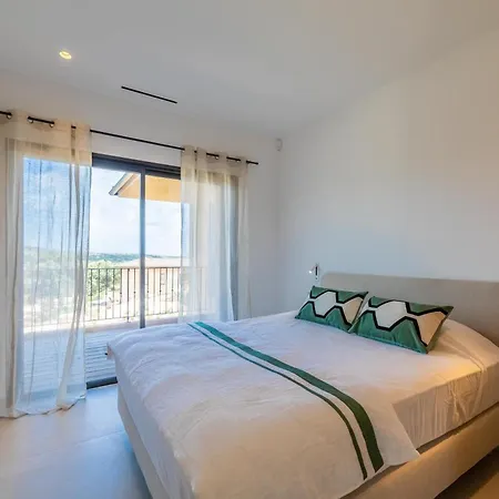 Paola - Piscine Chauffée, Nature&calme Pianottoli-Caldarello (Corsica)